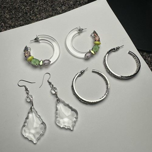 Orecchini traforati mix strass